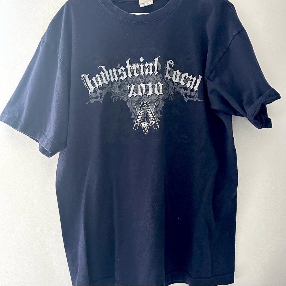 Industrial Local Bulldog XL Men’s Graphic  T-Shirt